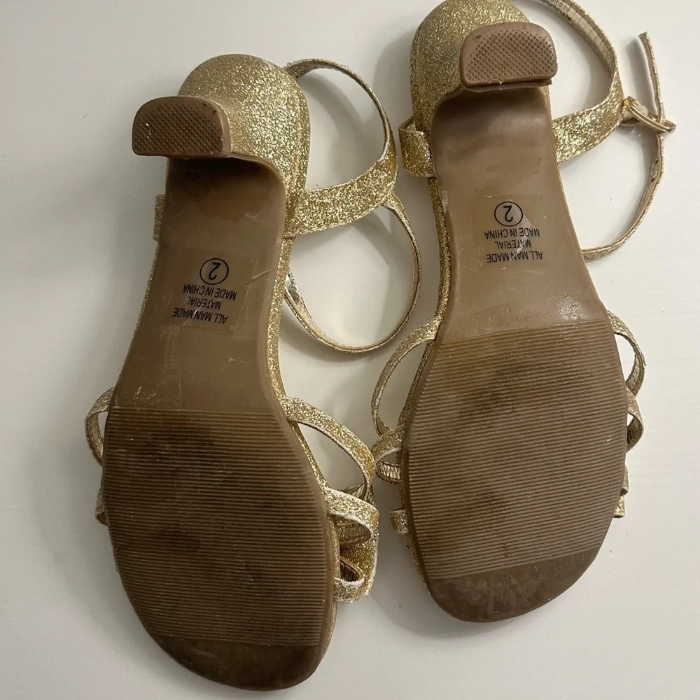 Soda Girls Size 2 Fancy Heels